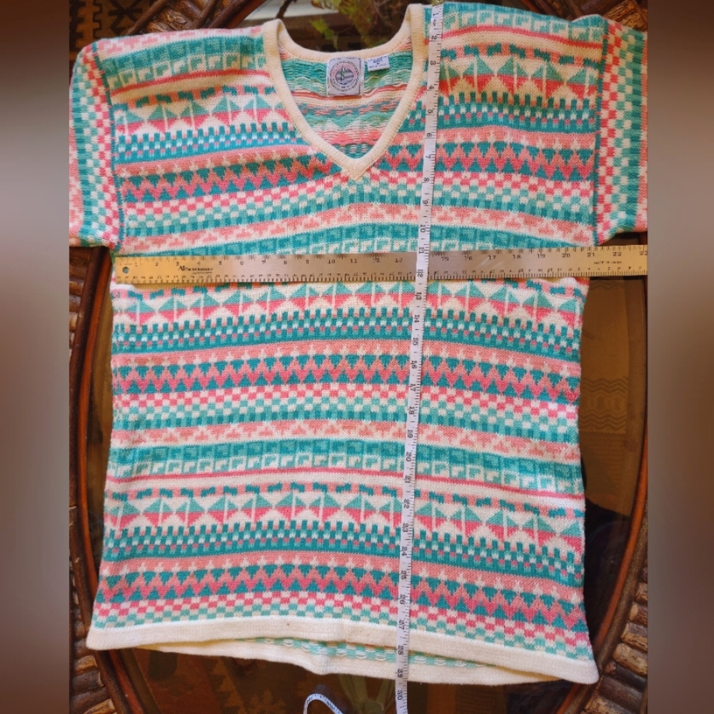 Never worn Vintage 100% Cotton pastel tribal patterned knit V neck sweater